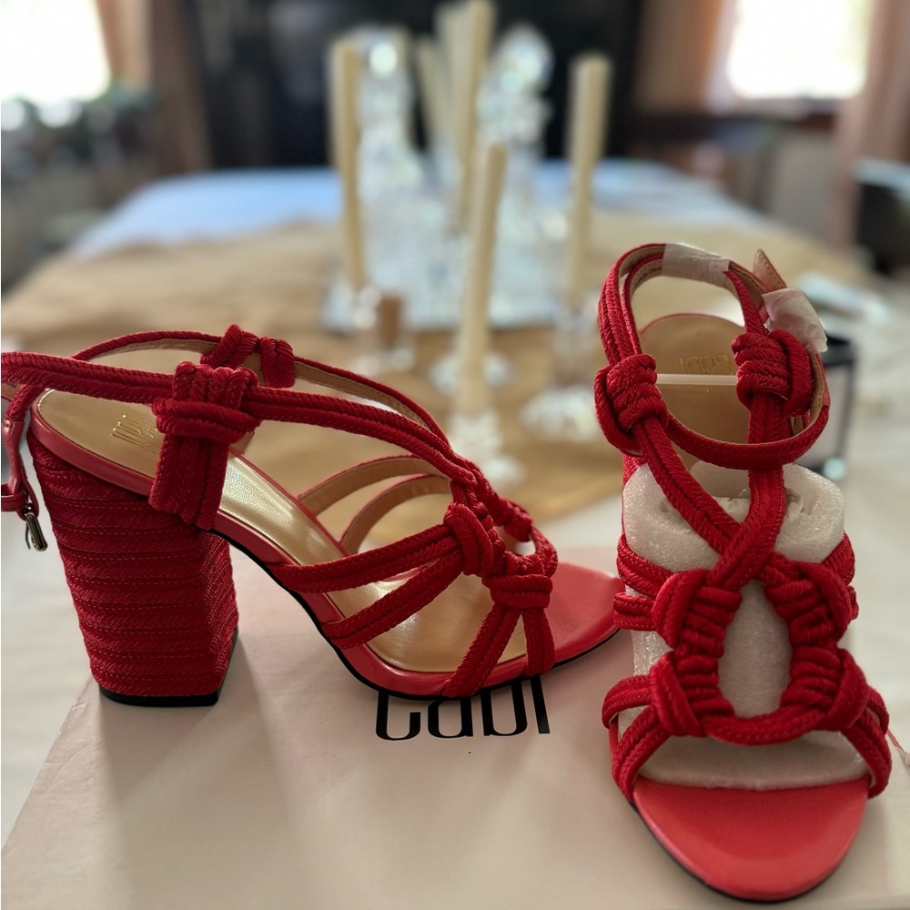 CAbi Tiptoe Sandal in hibiscus red sz 7
